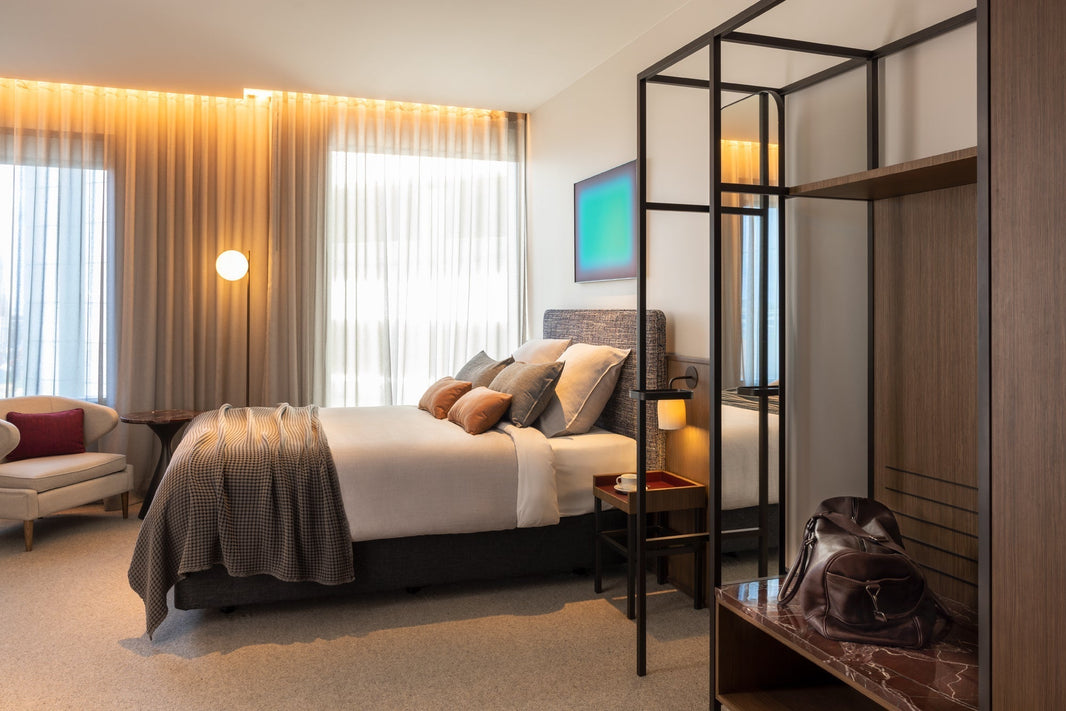 Next Hotel